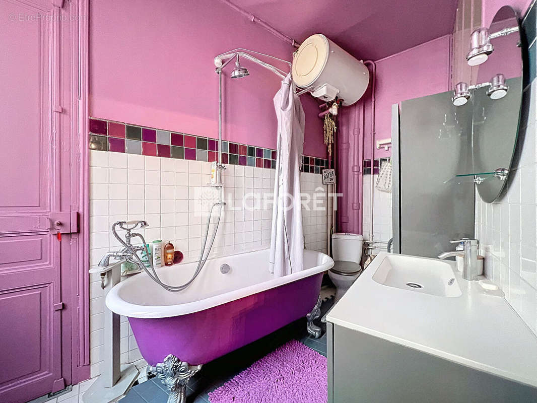 Appartement à PARIS-2E