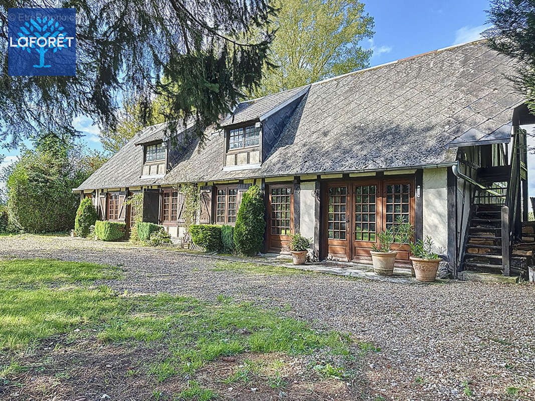 Maison à BERNAY