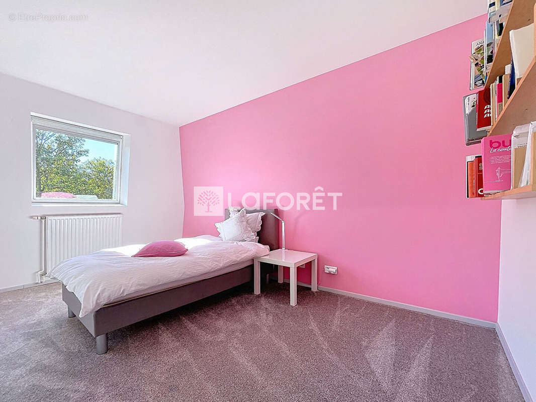 Appartement à VERNEUIL-SUR-SEINE