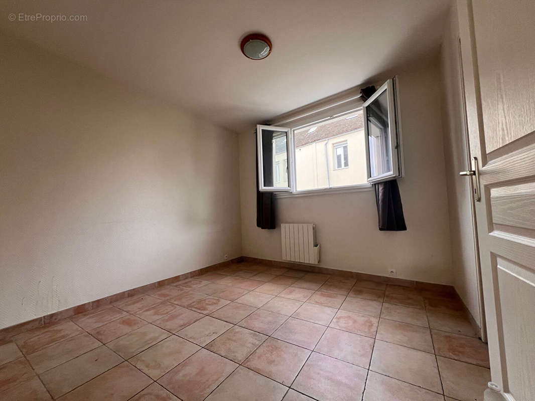 Appartement à LEUDEVILLE