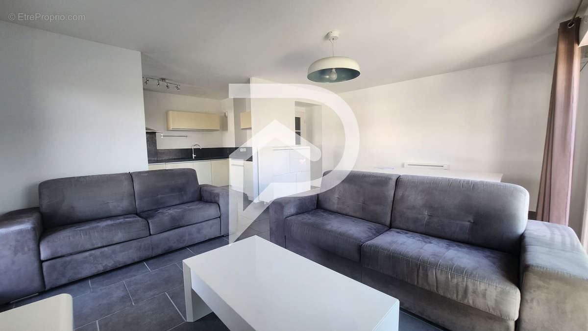 Appartement à FREJUS