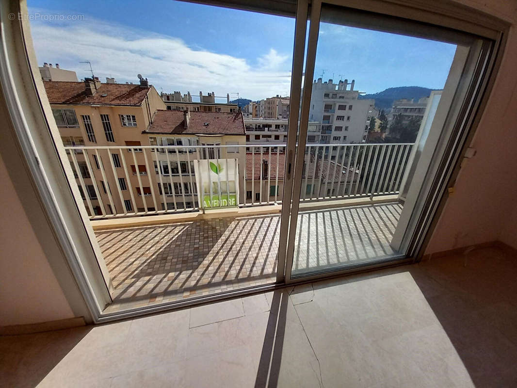 Appartement à HYERES