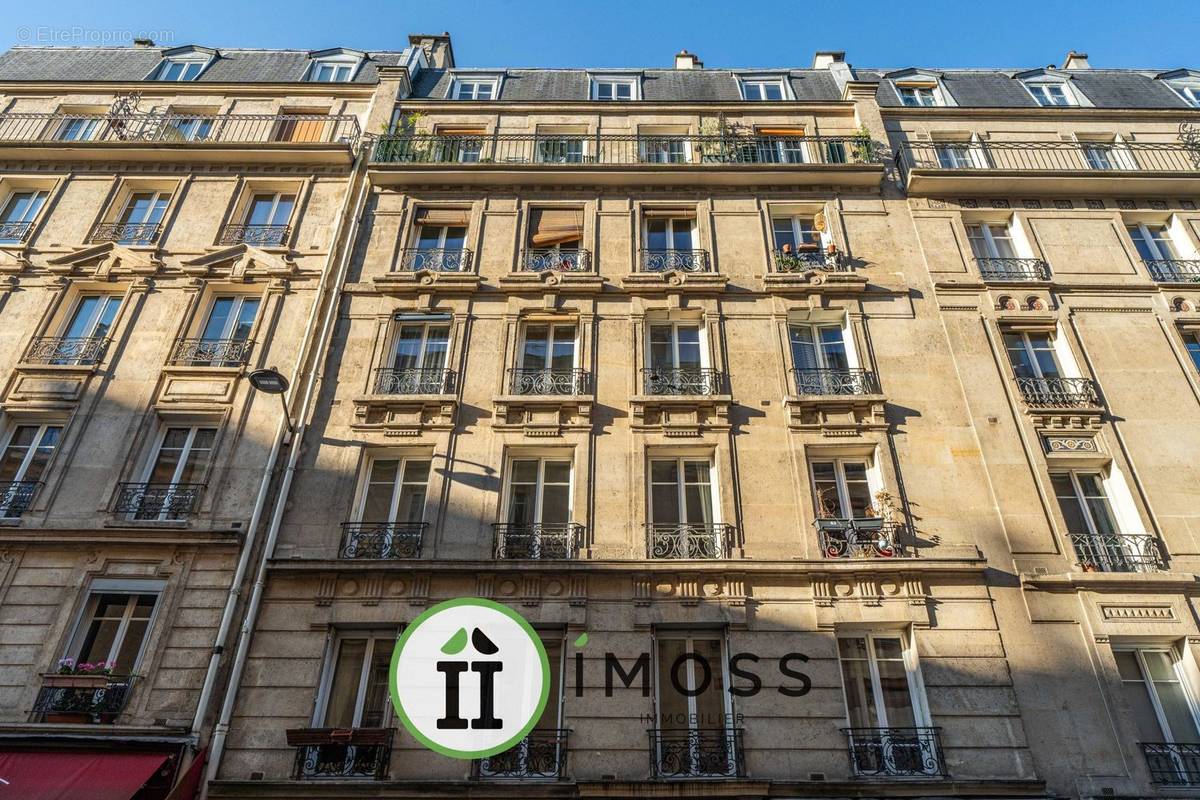 Appartement à PARIS-18E