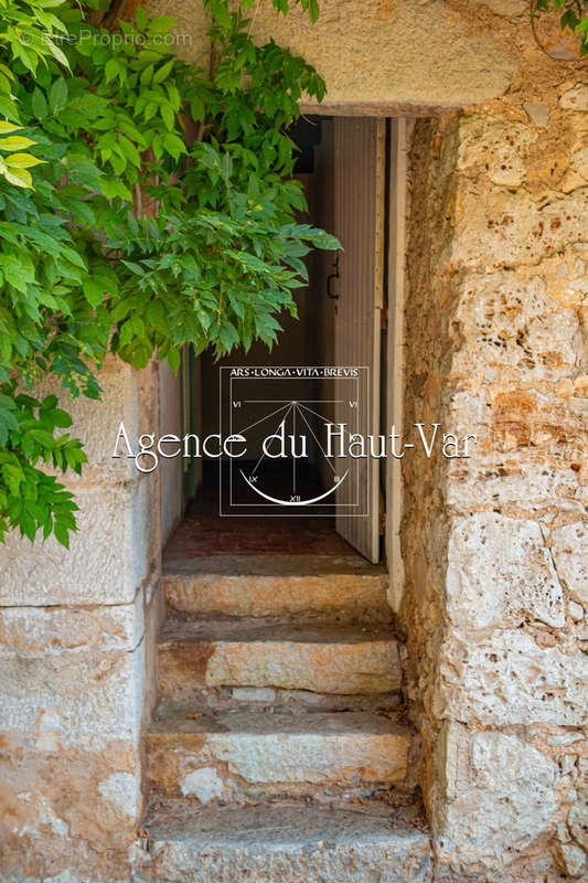 Maison à FAYENCE