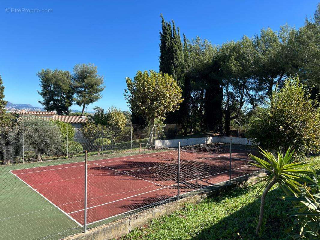 Appartement à VILLENEUVE-LOUBET