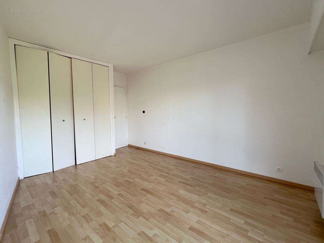 Appartement à VILLENEUVE-LOUBET