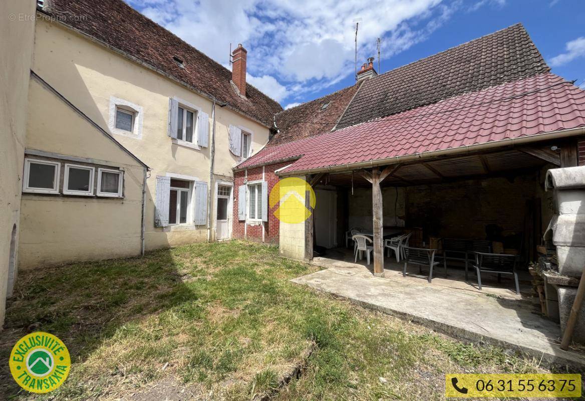 Maison à CHATEAUNEUF-SUR-CHER