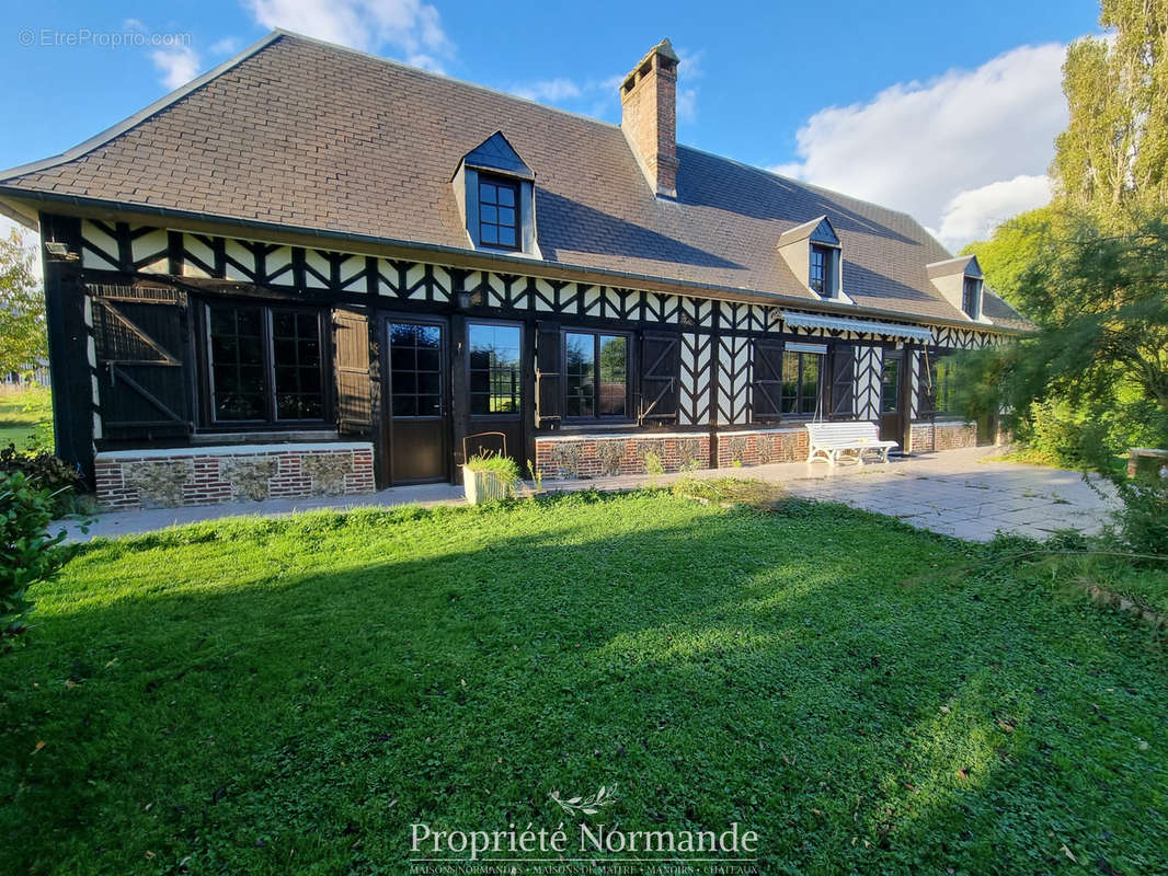 Maison à BERNAY