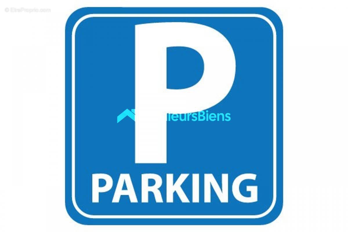 Parking à LES MUREAUX