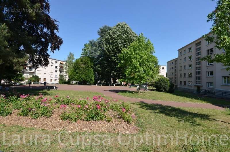 Appartement à BOURG-LA-REINE