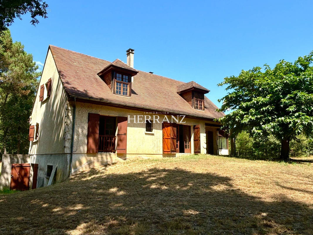 Maison à MONTPON-MENESTEROL