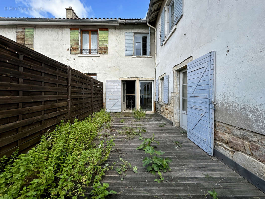 Appartement à TREVOUX