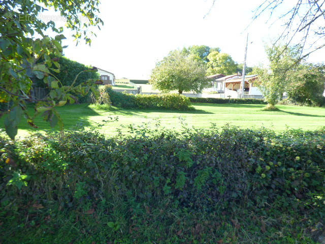 Terrain à LANNEMEZAN