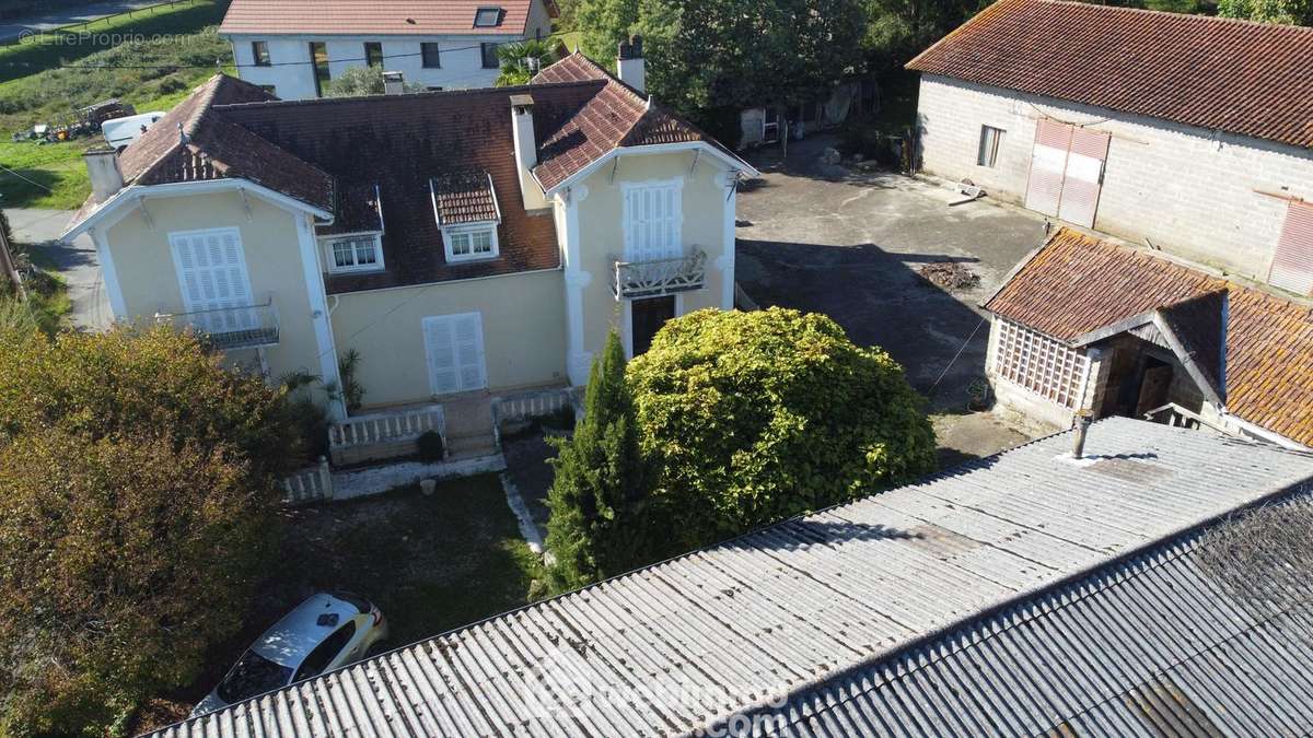 Maison à CASTEIDE-CANDAU