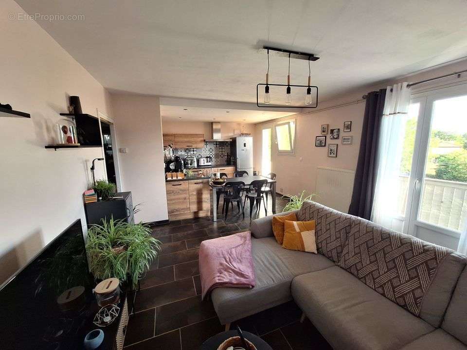 Appartement à BOURG-LES-VALENCE