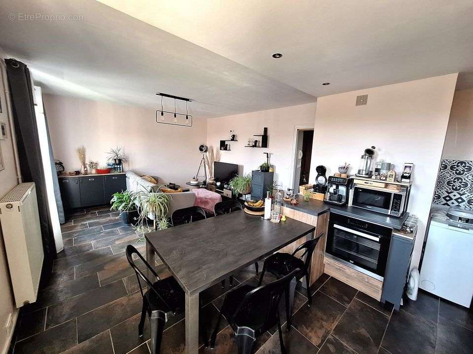 Appartement à BOURG-LES-VALENCE