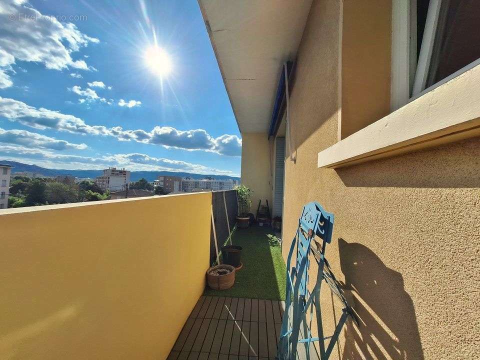 Appartement à BOURG-LES-VALENCE