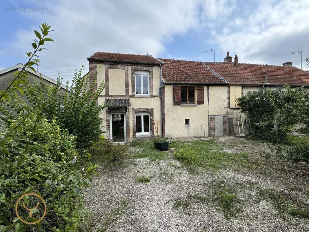 Maison à ROMILLY-SUR-SEINE