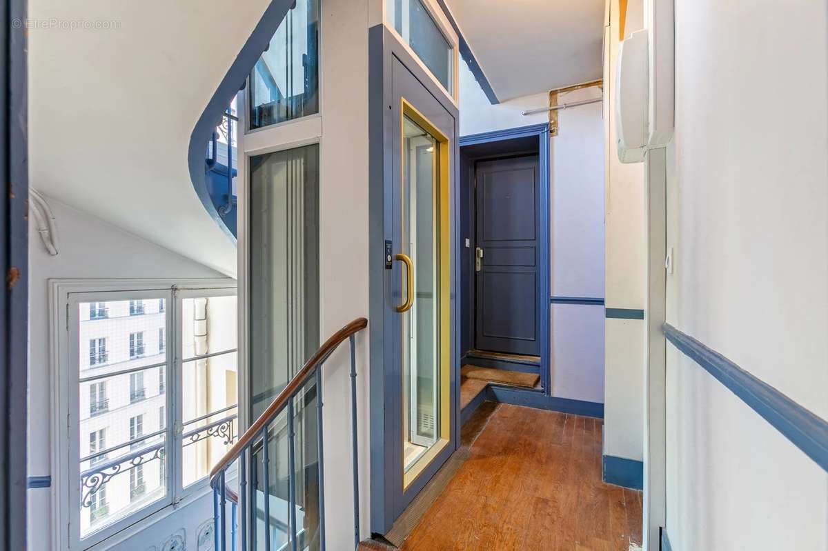 Appartement à PARIS-3E