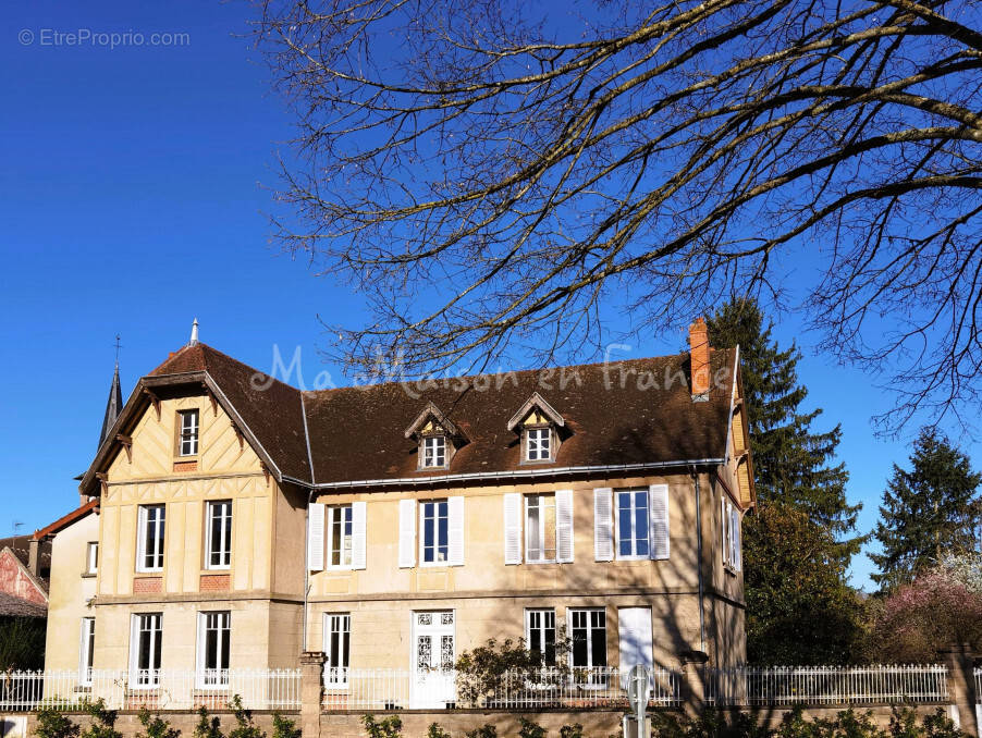 Maison à MOULINS