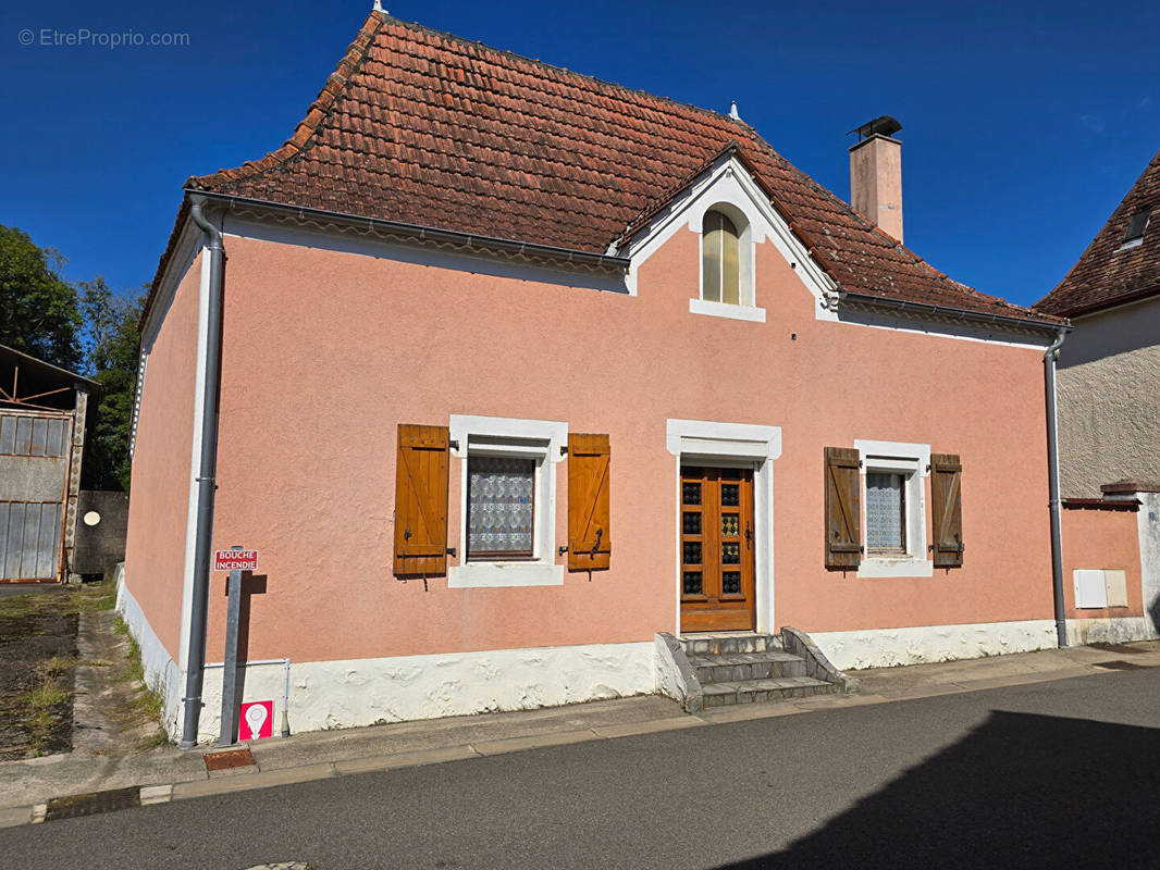 Maison à ARTHEZ-DE-BEARN