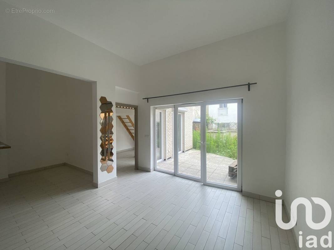 Photo 1 - Appartement à ASNIERES-SUR-SEINE