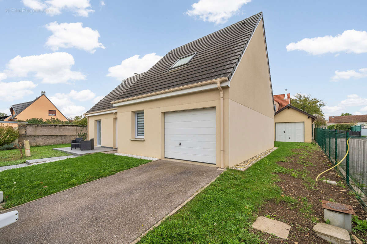 Maison à HARAUCOURT