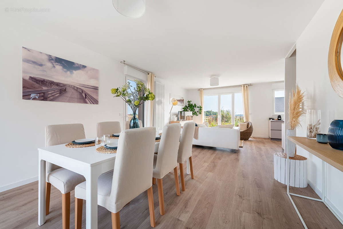 Appartement à COURSEULLES-SUR-MER