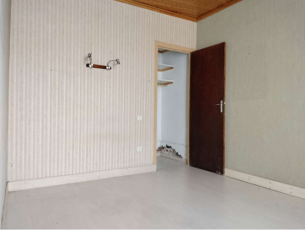 Appartement à SEYNE