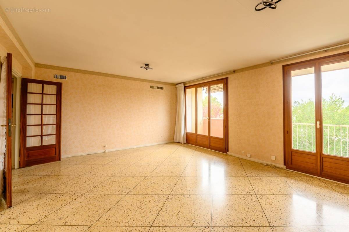 Appartement à CHAMPIGNY-SUR-MARNE