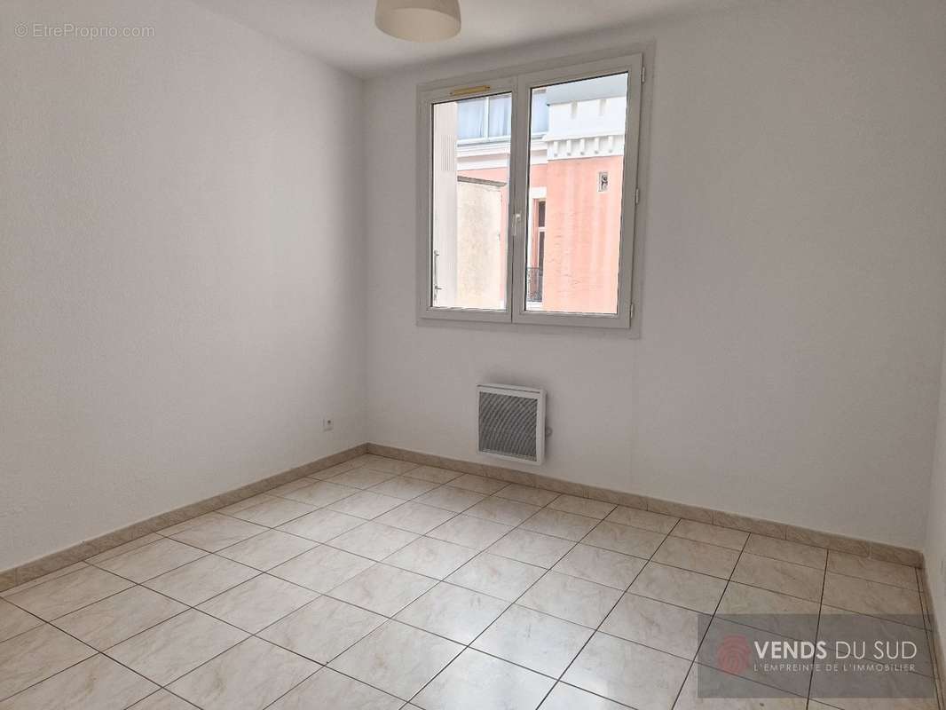 Appartement à LAMALOU-LES-BAINS