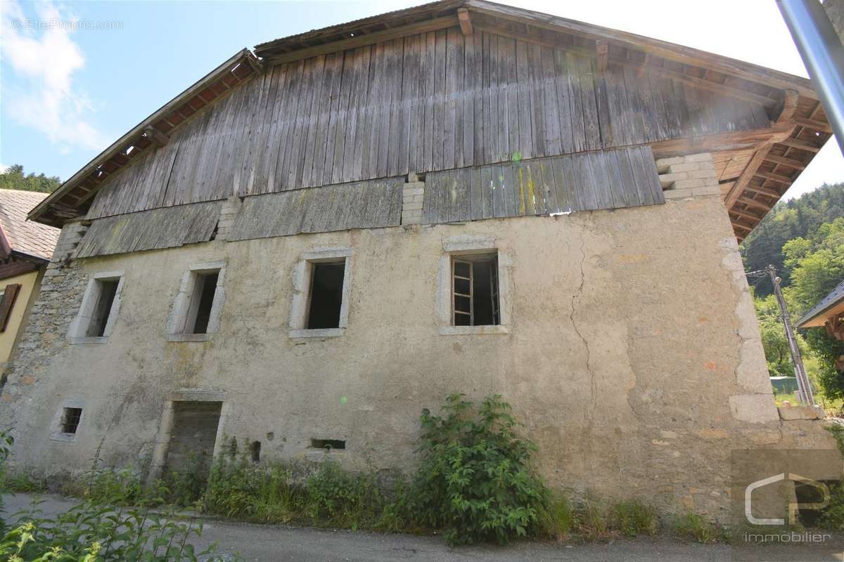 Maison à FAVERGES