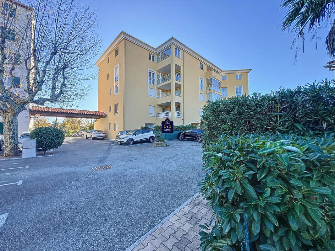 Appartement à FREJUS