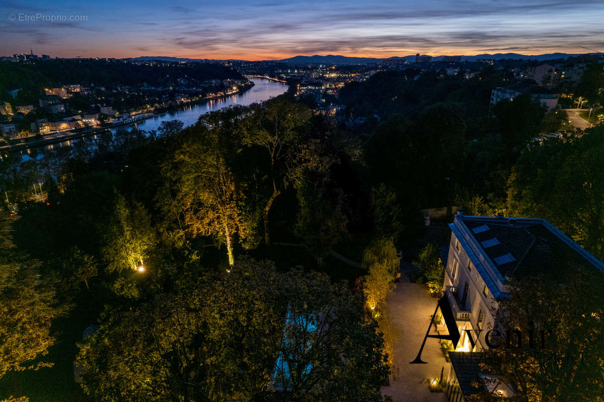 Maison à LYON-9E