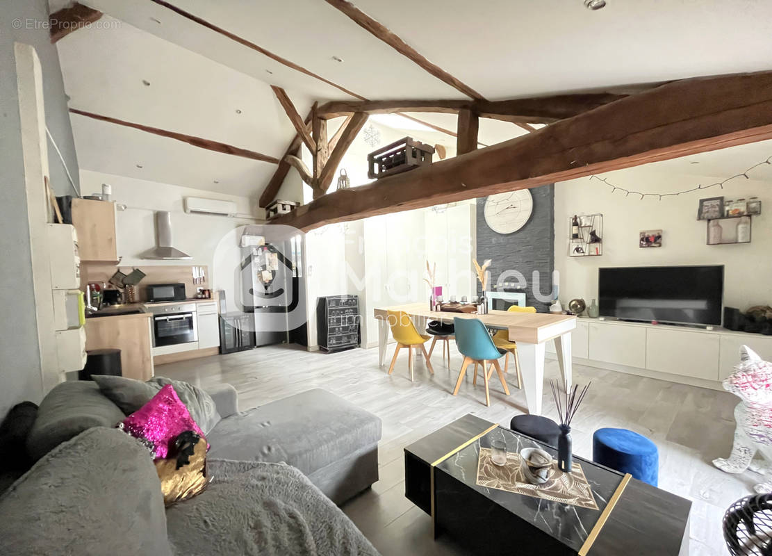 Appartement à CHATILLON-SUR-CHALARONNE