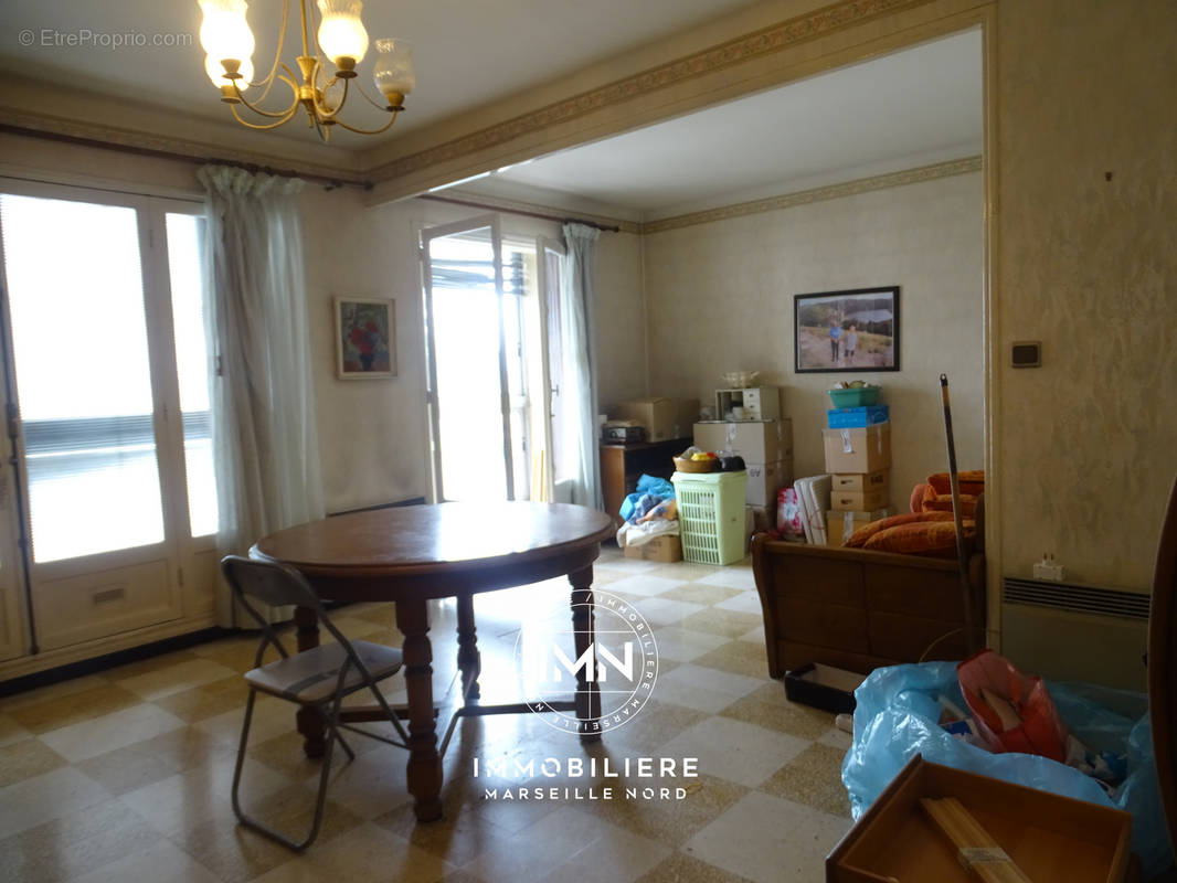 Appartement à MARSEILLE-15E