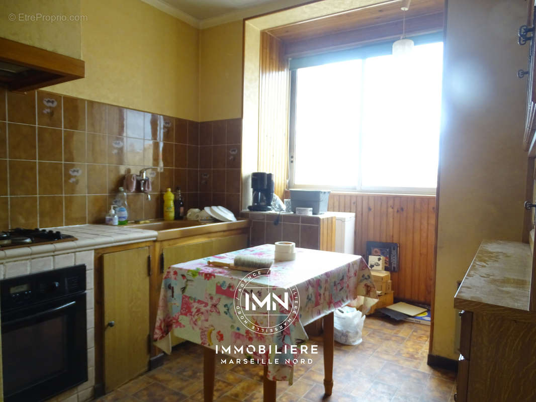 Appartement à MARSEILLE-15E