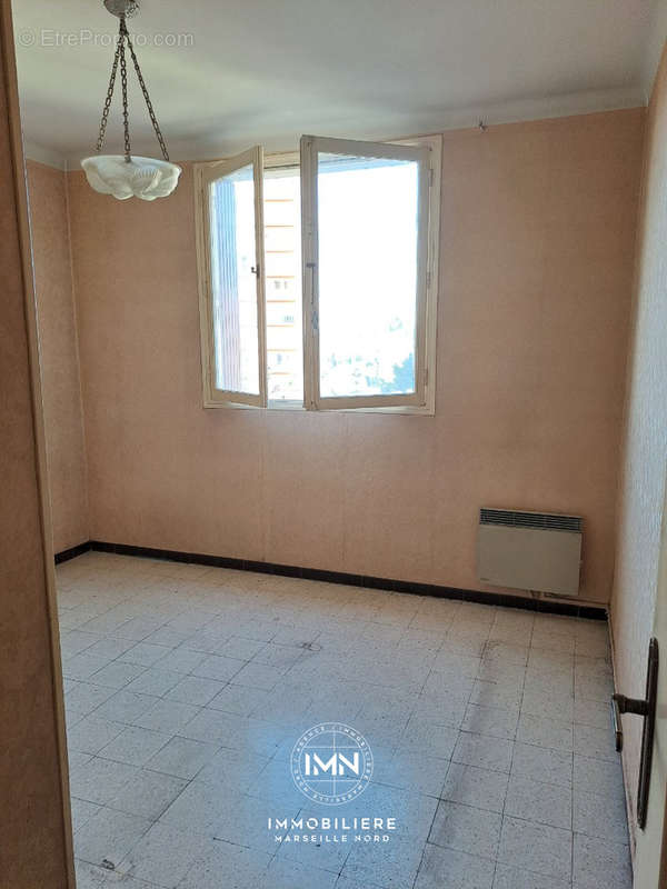 Appartement à MARSEILLE-15E