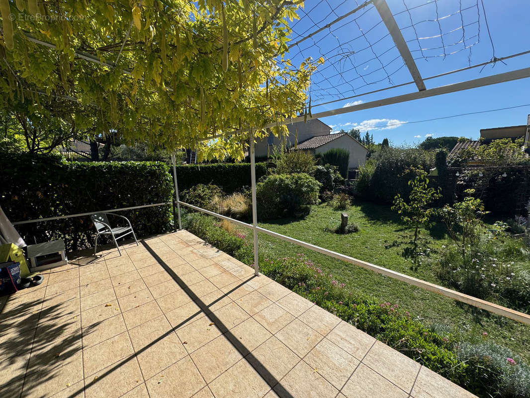 Maison à VAISON-LA-ROMAINE