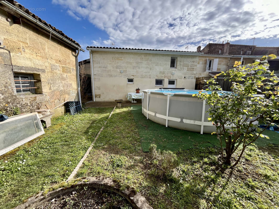 Maison à SAINT-ANDRE-DE-CUBZAC