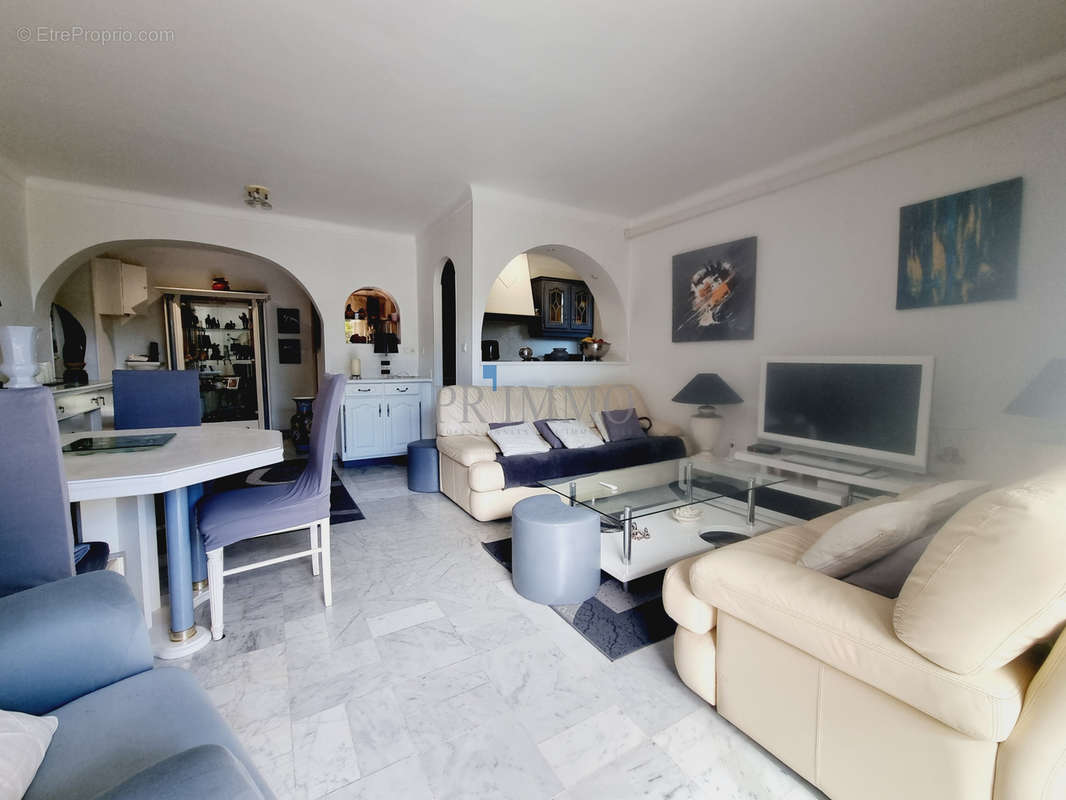 Appartement à SAINT-RAPHAEL