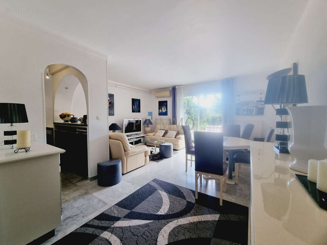 Appartement à SAINT-RAPHAEL