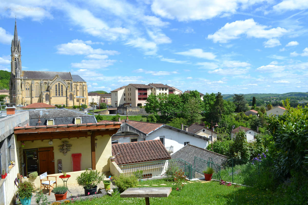 Maison à FUMEL