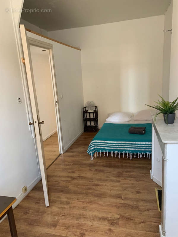 Appartement à MARSEILLE-1E