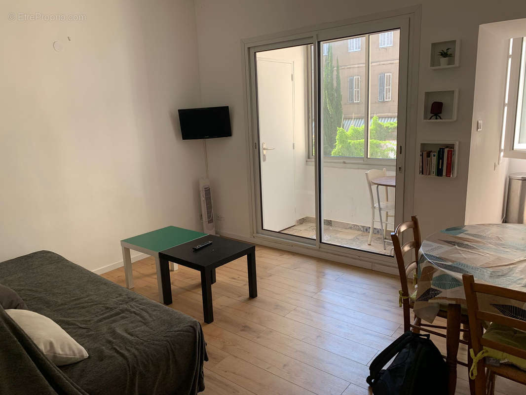 Appartement à MARSEILLE-1E