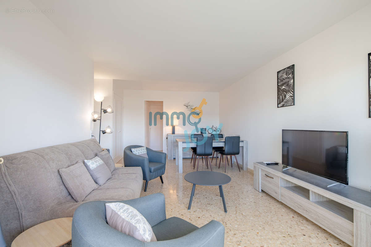 Appartement à FREJUS