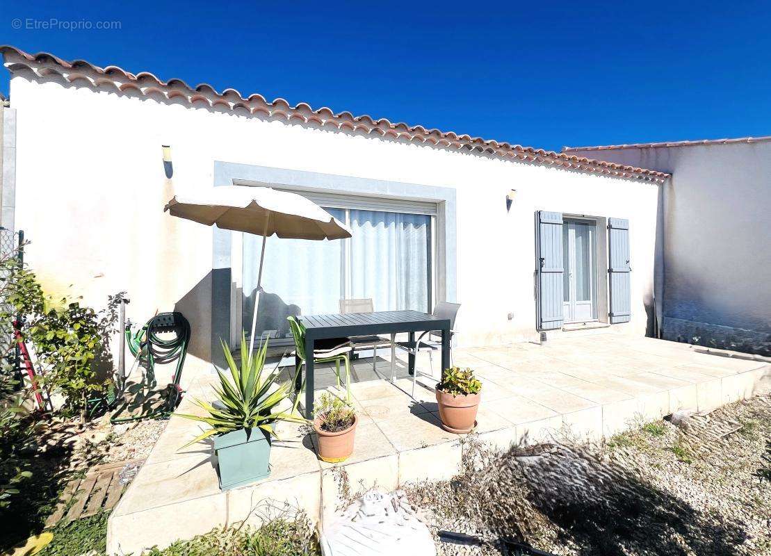 Maison à LA BASTIDE-DES-JOURDANS