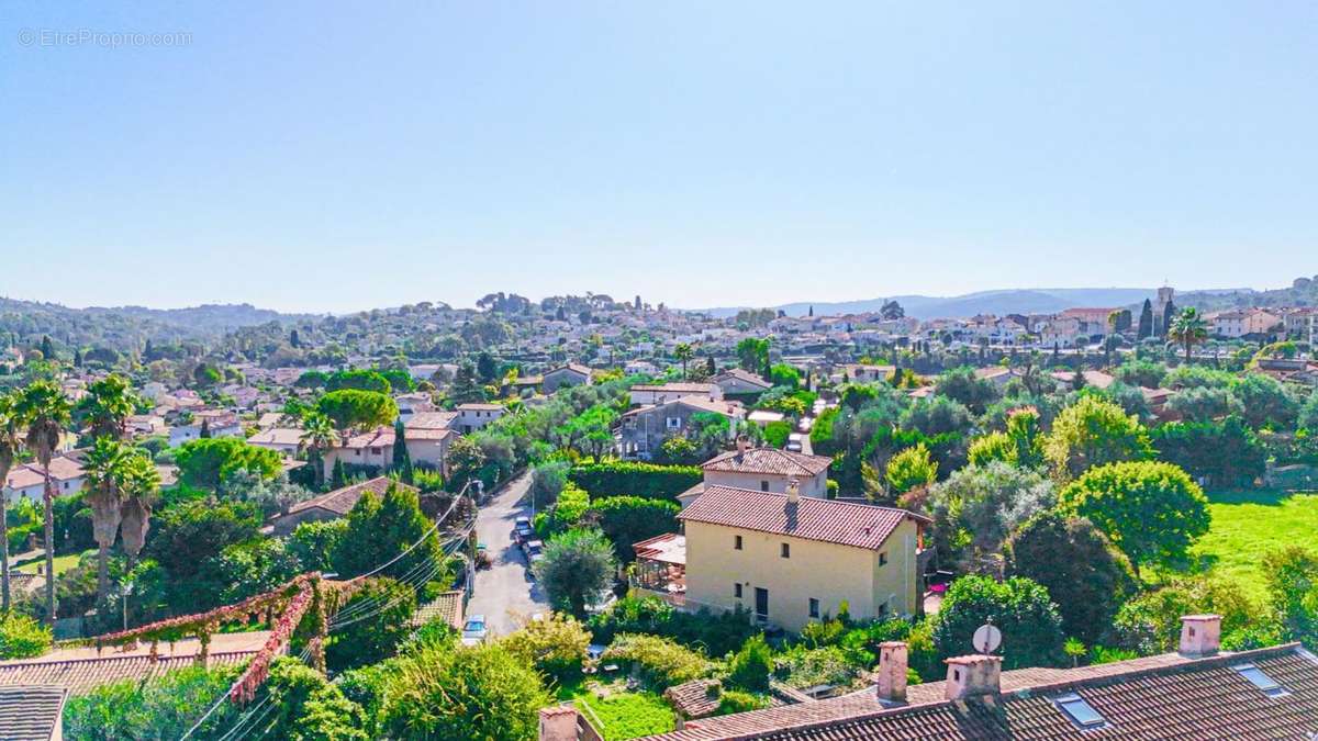 Maison à LA COLLE-SUR-LOUP