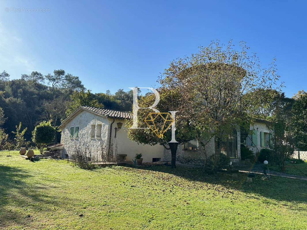 Maison à LA COLLE-SUR-LOUP