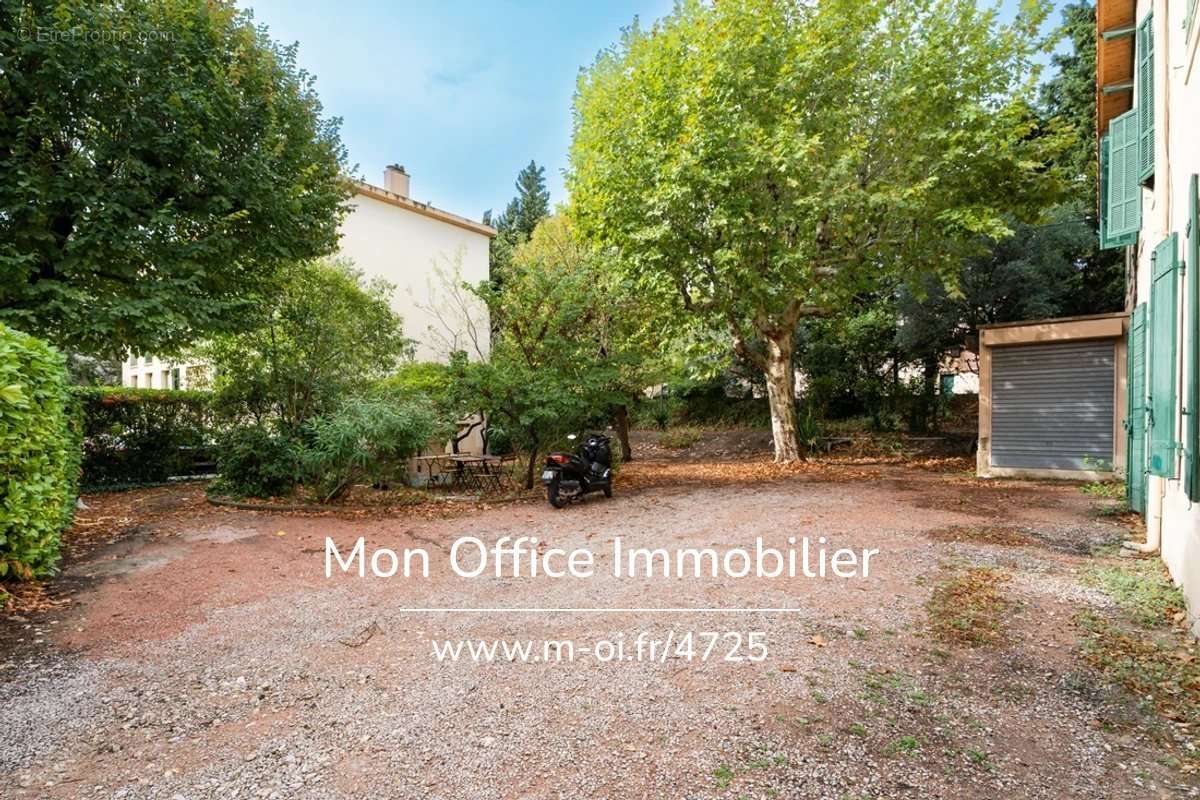 Appartement à AIX-EN-PROVENCE